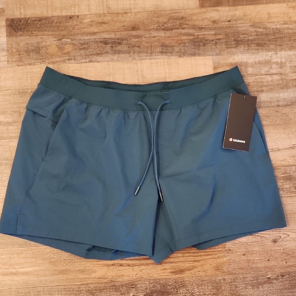 lululemon athletica Men’s Teal-Green Athletic Shorts NWT